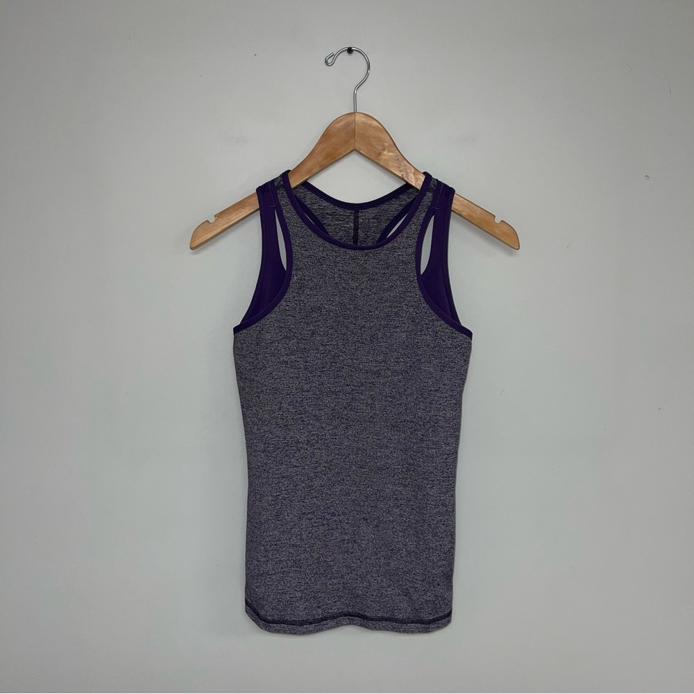 Lululemon Inspiration Tank Women’s Size 6 US‎ Purple Grape Built-In Bra - Picture 2 of 14